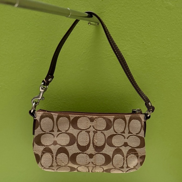 Coach Wristlet Purse - Picture 4 of 6